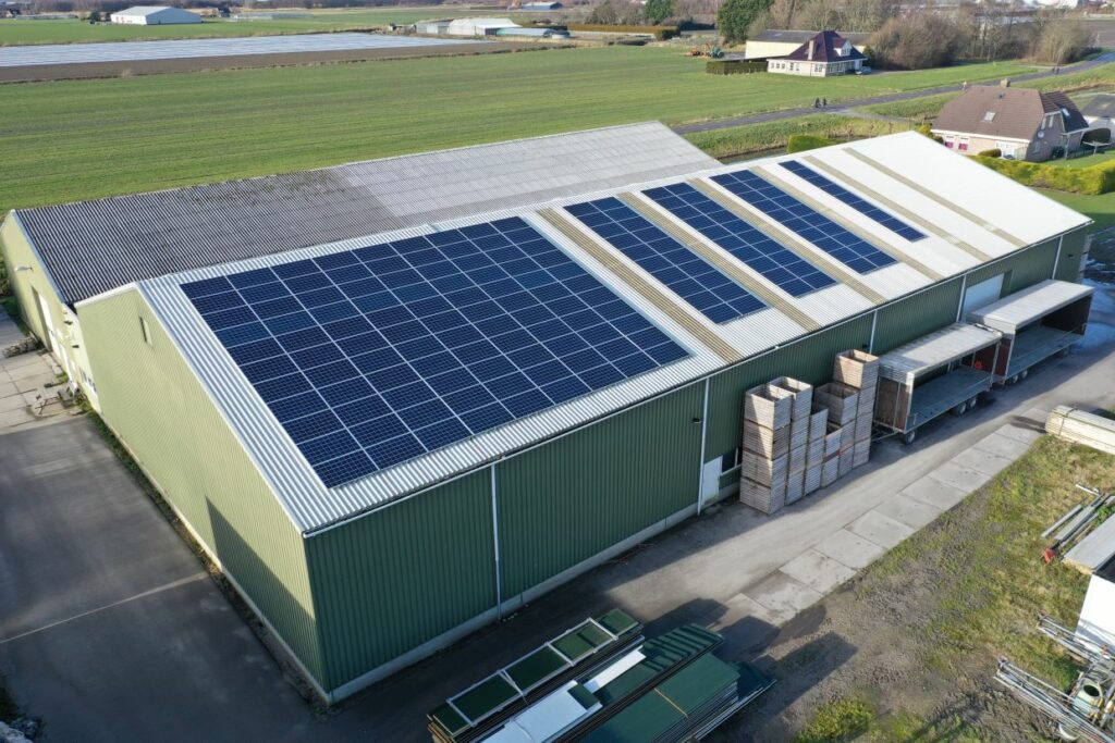 AdobeStock 412533444 geaendert 1024x683 - Bad Lauterberg und Photovoltaik: Das SOLARZENTRUM NIEDERSACHSEN für Unternehmen